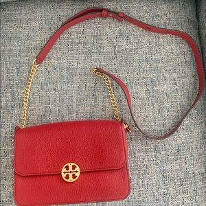 Tory Burch Chelsea Pebble Leather Crossbody Red